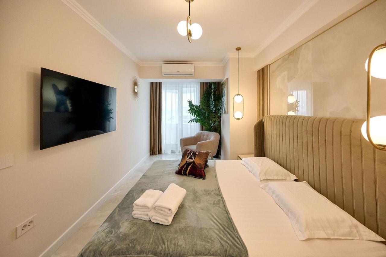 Wave N' Sea Apartment In Infinity Beach Resort - Parking Mamaia Exteriér fotografie