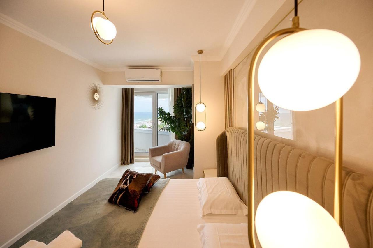 Wave N' Sea Apartment In Infinity Beach Resort - Parking Mamaia Exteriér fotografie