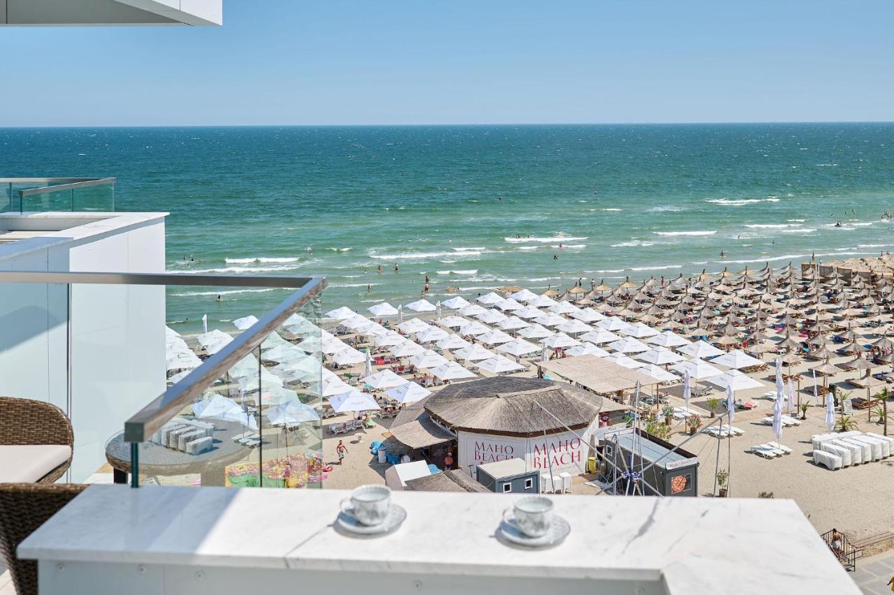 Wave N' Sea Apartment In Infinity Beach Resort - Parking Mamaia Exteriér fotografie