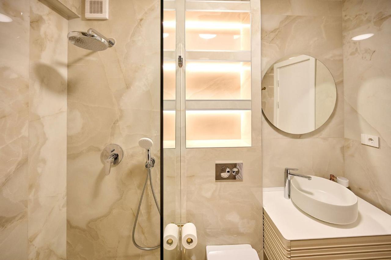 Wave N' Sea Apartment In Infinity Beach Resort - Parking Mamaia Exteriér fotografie