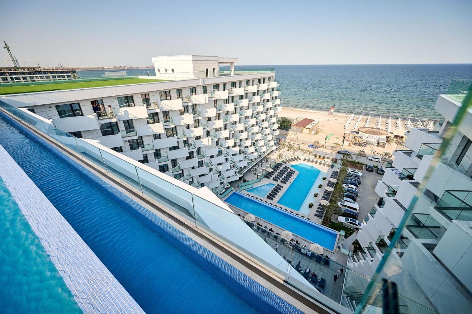Wave N' Sea Apartment In Infinity Beach Resort - Parking Mamaia Exteriér fotografie